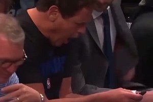 沒話語權(quán)了！當(dāng)?shù)弥獤|契奇被交易換來濃眉！這是庫班的真實(shí)反應(yīng)？