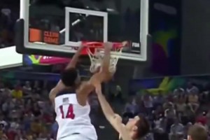 10多年前就有“文眉”連線！FIBA賽場的歐文和濃眉珠聯(lián)璧合！