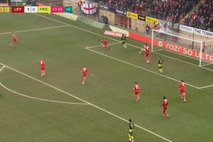 神勇??！英甲門將神勇發(fā)揮 馬爾穆什搶點險扳平