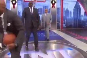 老頑童們！據(jù)說(shuō)這是90年代的籃球縮影~