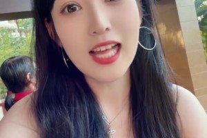 美女記者張?jiān)拢簩?duì)不起，保羅！人心中的成見(jiàn)是座大山，我真以為是你的主意