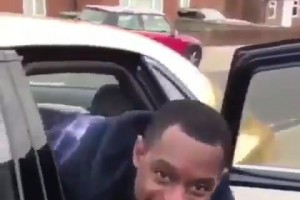 美媒調(diào)侃：馬威在被“退貨”后，戰(zhàn)勝湖人離開(kāi)洛杉磯時(shí)的樣子??