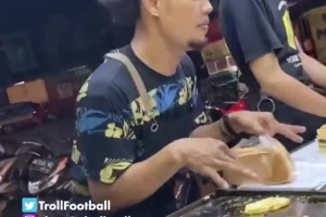 東南亞范迪克??？？？大哥你這表情有點抽象啊??