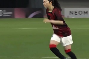武漢女足點球淘汰浦和紅鉆晉級亞冠四強！女足姑娘踢點球真是冷靜