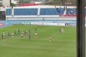 陜西聯(lián)合門(mén)將玩花活被吊空門(mén)，球迷怒了：假球??