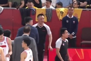 直接上國罵??杜鋒賽中怒噴閆軍：CTMD，對面拉人違體你不判