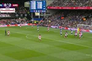 短角球配合！賴(lài)斯助攻，特羅薩德推射梅開(kāi)二度，阿森納3-0領(lǐng)先