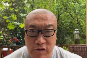 馬健：火箭今天輸球就當是交學(xué)費了 相信下一場一定會有所調(diào)整的