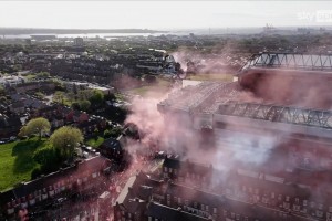 “利物浦今晚絕對是紅色的” 利物浦奪冠后，利物浦的景象??