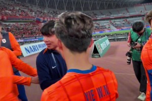 三哥?；丶铱纯矗≥锟￠h以最低調(diào)的方式謝場