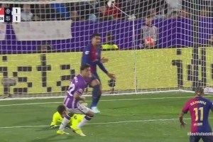 巴薩1-1扳平比分！亞馬爾傳中被撲出！拉菲尼亞補(bǔ)射得手！