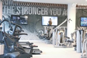 楊瀚森在洛杉磯接受訓(xùn)練師克里斯的特訓(xùn) 他曾訓(xùn)練過詹韋炮！