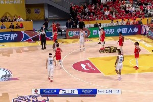 裁判吹犯規(guī)過(guò)多影響觀感？楊鳴吐槽：今天的比賽，觀賞性差點(diǎn)意思！