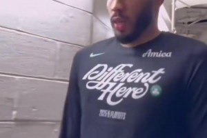 我們認(rèn)真了！綠軍G3扳回一城賽后，球員通道全員面無表情！