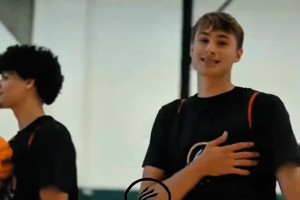 聽說你曾經(jīng)單挑打爆比爾？弗拉格辟謠：那是假的，純屬謠言??