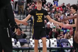 弗拉格對(duì)比錫安和詹姆斯！體測(cè)數(shù)據(jù)差距有多大？