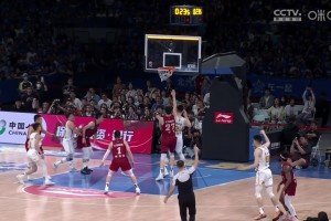 價(jià)值千金！朱俊龍大心臟三分壓哨命中，助廣廈殺死比賽鎖定冠軍！