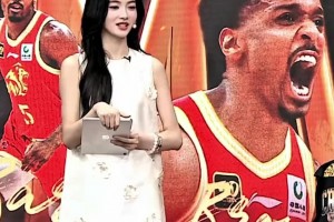 金佳悅：我見證了一個(gè)時(shí)代！艾倫調(diào)侃：確實(shí)是一個(gè)肯定不是兩個(gè) 你才多大啊