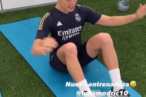 能繼承魔笛衣缽嗎??居勒爾的陪練竟是魔笛女兒??