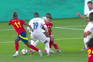 西班牙1-0領(lǐng)先法國！奧亞薩瓦爾助攻，尼科-威廉姆斯勁射破門！