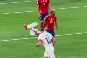 球迷：一場比賽知道巴黎這倆邊路和亞馬爾的差距