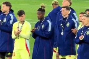 國(guó)外博主怒批亞馬爾：對(duì)勝利者毫無尊重！??