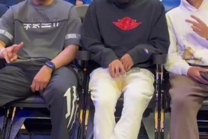 網(wǎng)友調(diào)侃：特雷-楊也來觀看李月汝在飛翼隊(duì)的首秀了??