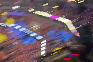 崔永熙在步行者主場實(shí)拍，還給張衛(wèi)平指導(dǎo)開了個(gè)美顏！