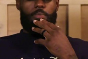 老詹：弗拉格將進(jìn)入的是一支成型球隊(duì) 身邊是名人堂球員 不像我