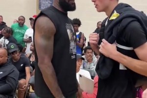 未來是你的！詹姆斯早在2年前就看上了弗拉格這孩子??????