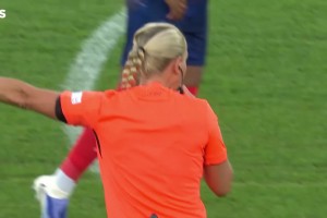 【集錦】女足歐洲杯-沃爾什破門難救主 英格蘭女足1-2不敵法國(guó)