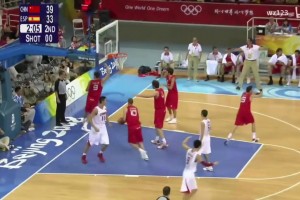 差點(diǎn)扳倒西班牙！08奧運(yùn)會(huì)中國(guó)男籃vs西班牙黃金一代集錦！