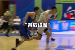 兩記超炸裂灌籃????咋有種年輕的易建聯(lián)回來的感覺？