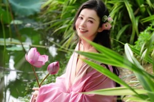 看完張曼源的古風(fēng)，終于理解為何唐朝以胖為美了??