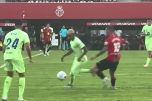 天賦拉滿！亞馬爾對陣馬洛卡展示什么是頂級盤帶