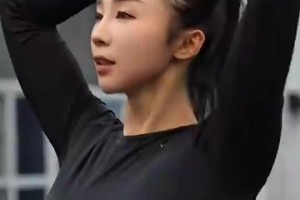 張曼源此前曬出健身視頻：變大真難，對健身“祛魅”了！