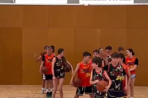 喬丹還是贏了老詹！??NBA超巨2選1，看看孩子們都怎么選