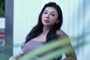 張曼源挺著大肚子走在街頭：這么大的事，根本瞞不住了！