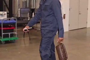 真的愛啊！名場面：安東尼極限助攻，滕哈赫激情慶祝！