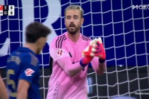 巴薩攻勢如潮！拉菲尼亞外圍遠射擊中立柱！阿勞霍補射再被撲出！