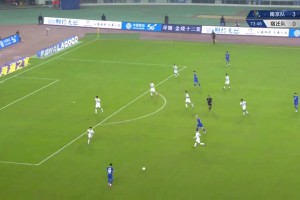 殺瘋了 ！南京再進球，比分擴大為4-0