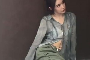 不愧是時(shí)尚達(dá)人！美娜這衣品符合吧友們的審美嗎？??