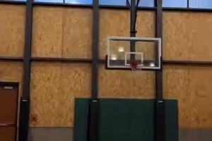 哈登近期訓練展現(xiàn)兇猛單打，新賽季放開掄？