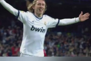 龍?zhí)痘⒀í?dú)自闖，魔笛一曲最悠揚(yáng)！