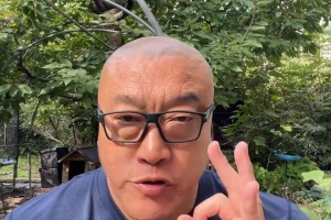 馬?。赫材匪雇艘鄹怕实?！很可能宣布再戰(zhàn)2-3年！或商業(yè)大事件