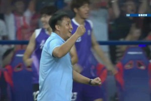 ??蘇超南通球員這倒鉤太帥了！那一刻，全世界都知道他要干什么