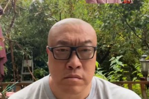 馬健：哼！昨天就說了詹姆斯不會退役！氣氛烘托起來居然是帶貨！