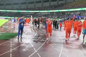 【集錦】中甲-陜西聯(lián)合2-0青島紅獅 塞爾馬尼雙響 紅獅降入中乙