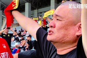 淚目??！泉州亞新降級，幾個(gè)純爺們留下傷心的淚水