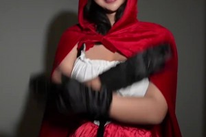 快生了吧？??張曼源曬手勢舞視頻：胖的我扭兩下都氣喘吁吁